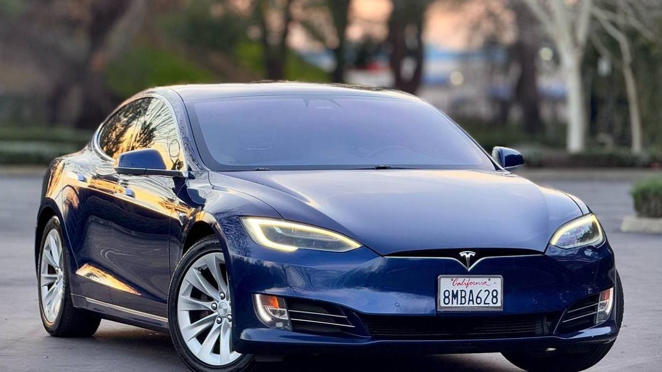 TESLA MODEL S 2019 5YJSA1E26KF345835 image